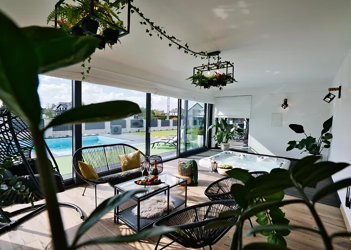 Dom Z Basenem I Jacuzzi Do 10 Osob Zator Willa Luxhouse