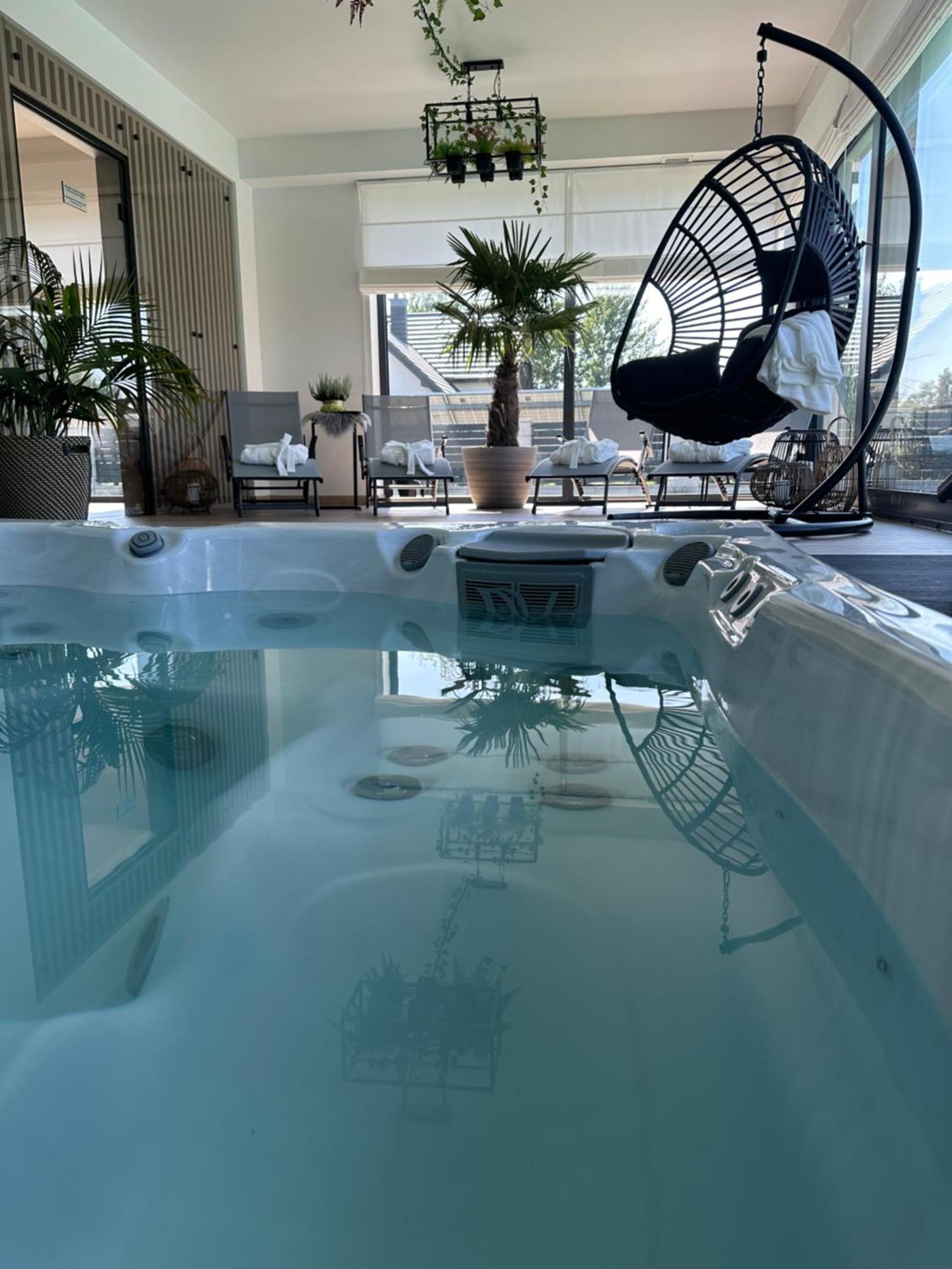 Dom Z Basenem I Jacuzzi Do 10 Osob Luxhouse Villa *